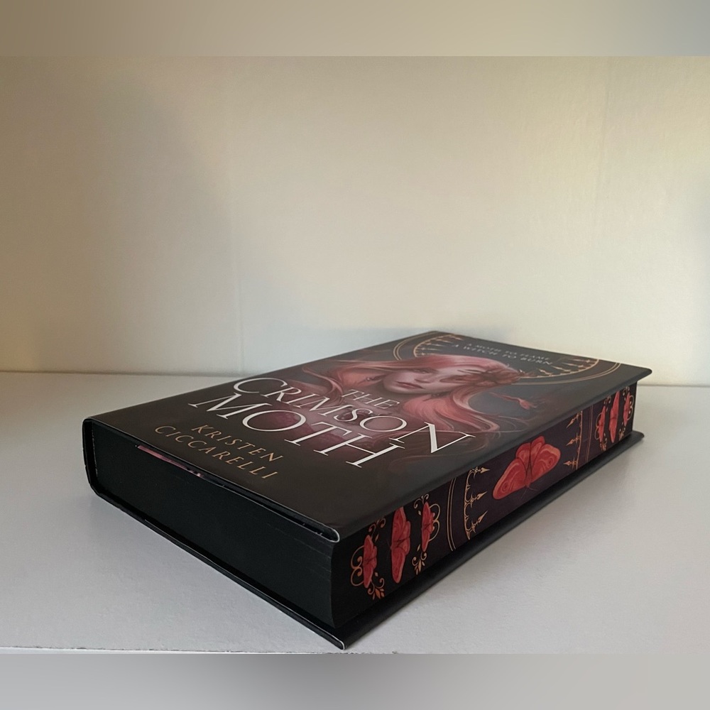 Fairyloot YA Subscription Box: A Moth to the Flame, February 2024. - Picture 3 of 7
